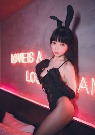 两个人看的片bd中字视频_720在线播放